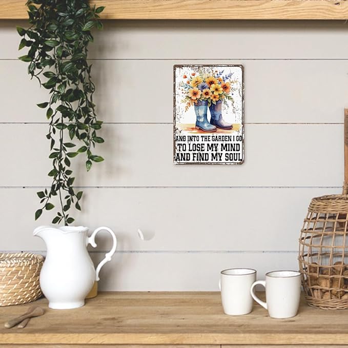 Garden Sign, Into The Garden I Lost Sign, Green House Decor, Floral Wall Art, Home Decor for Gardens Yard Outdoor, Gardener Gift, Vintage Metal Tin Signs 11.8 * 7.9inches