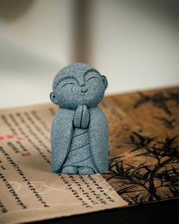 Mini Monk Buddha Statue Sandstone Statues Zen Monk Praying Statue Sculptures for Wealth Good Luck Feng Shui Decor Home Fish Tank Aquarium Garden (Style 14)