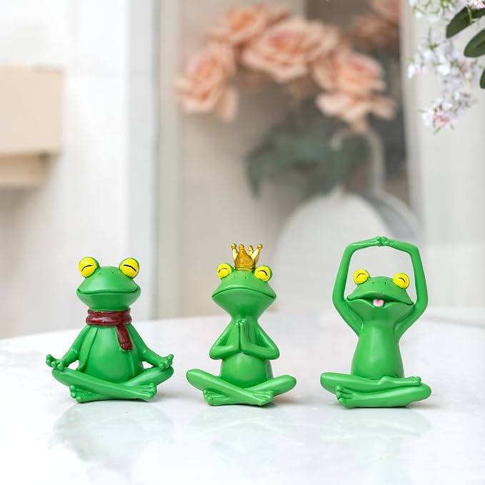 Set of 3 Meditating Green Frog Statues - Resin Zen Yoga Frogs Decor Sculptures - Small Cute Animal Figurines for Room, Shelf, Garden Patio - Relaxation Desk Decor & Gifts for Women
