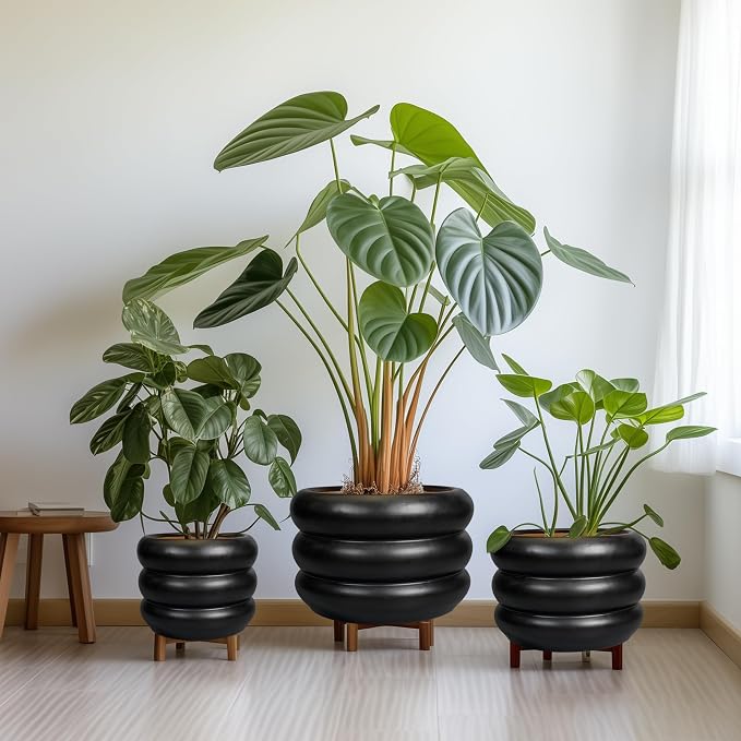 SQOWL 10 Inch Pot for Plants - Ceramic Planter for Indoor Plants Large Plant Pot with Drainage Hole Outdoor Flower Pot Decorative Round Planter for Porch House Decor Black