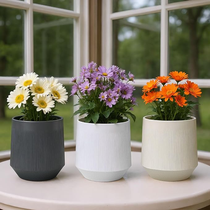 Plant Pots,Set of 3 Plastic Pots for Indoor Plants,Flower Pots Outdoor Planters with Drainage Hole and Seamless Saucer, White,Milky-Yellow,Gray