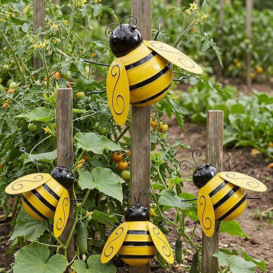 Yungeln Metal Wall Art, 4PCS Metal Bumble Bee Wall Decor, 3D Iron Bee Art Sculpture Hanging Wall Decorations for Outdoor Home Garden