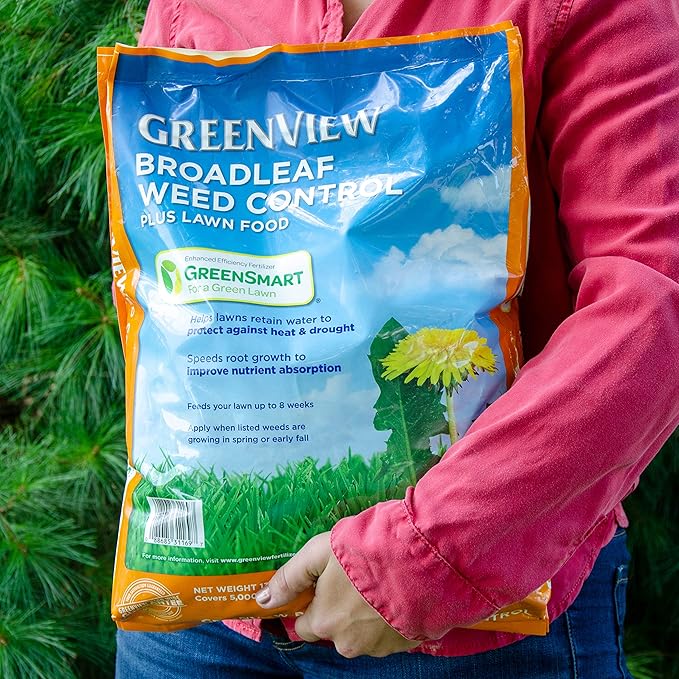 GreenView Weed and Feed 13 lb. Bag, Covers 5,000 sq. ft. | Kills 250 Plus Weeds - 27-0-4 NPK formula - Provides 8 weeks of feeding