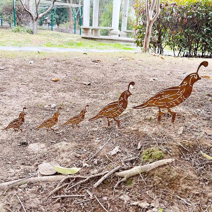 5PCS Rusty Quail Family Decorative Garden Stakes, Metal Birds Yard Decor, Bird Lover Gifts for Women Mom Grandma Wife, Metal Birds Statues Garden Sculptures and Yard Art, Patio, Lawn Ornaments