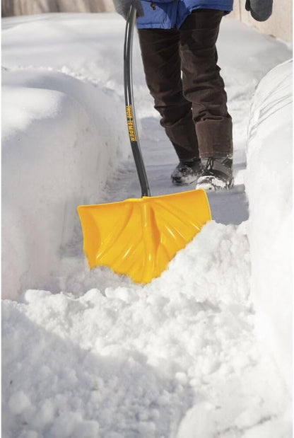 True Temper 1603400 Poly Snow Shovel/Pusher with Ergonomic D-Grip Steel Handle 18 Inch