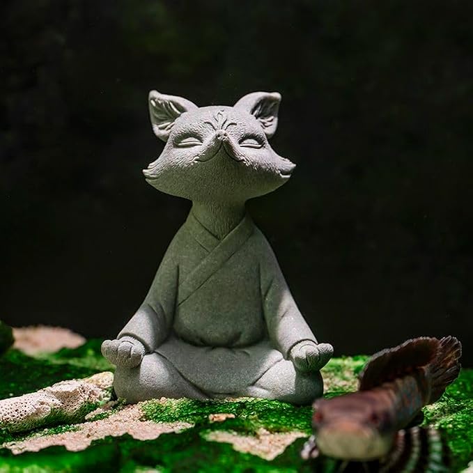 livelyfish Meditating Fox Buddha Statue Aquarium Zen Yoga Animal Figurines Sandstone Sculpture for Fish Tank Garden Tabletop Decor, L1