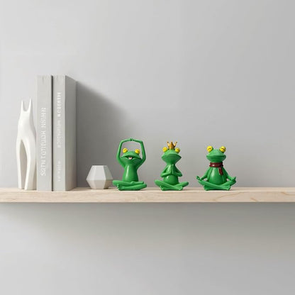 Set of 3 Meditating Green Frog Statues - Resin Zen Yoga Frogs Decor Sculptures - Small Cute Animal Figurines for Room, Shelf, Garden Patio - Relaxation Desk Decor & Gifts for Women