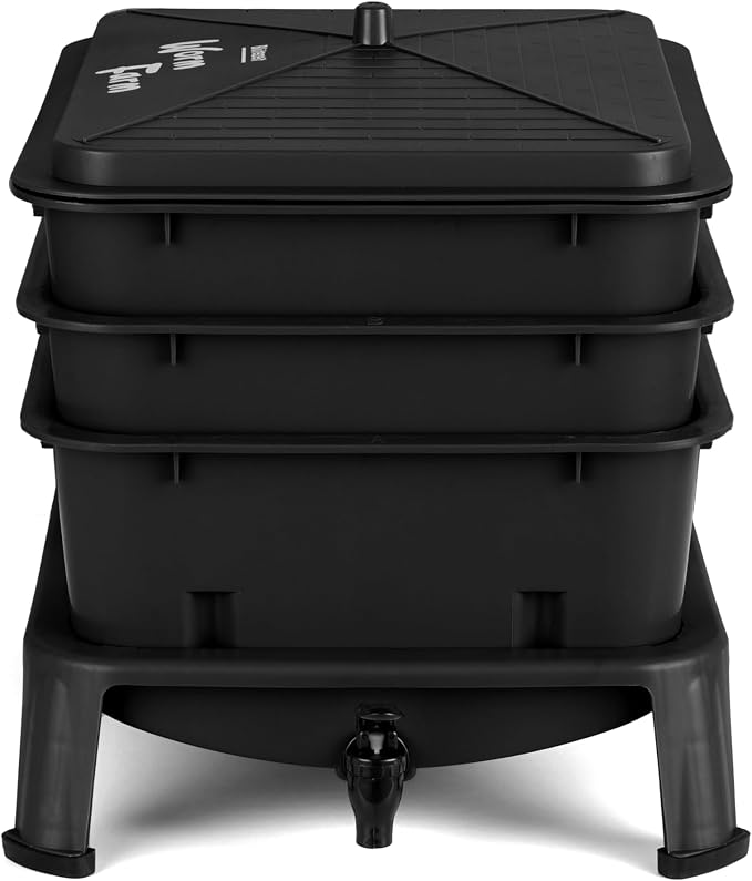 Blütezeit 3-Tray Worm Composter, 32QT Worm Farm with Compost Worms Starter Kit for Indoor & Outdoor Vermicomposting, Worm Bin for Recycling Food Waste (Black)