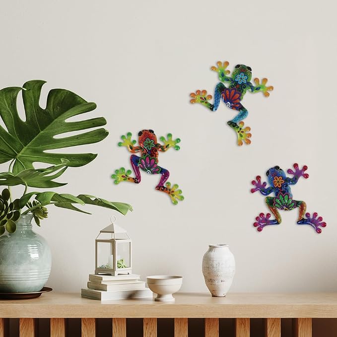 3 Pcs Metal Frog Decor Outdoor Wall Art Mexican Metal Frog Hanging Wall Sculpture Outside Garden Fence Patio Home Yard Art Decoration Gifts for Adults