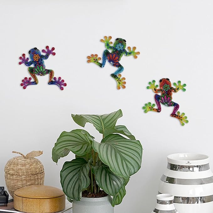 3 Pcs Metal Frog Decor Outdoor Wall Art Mexican Metal Frog Hanging Wall Sculpture Outside Garden Fence Patio Home Yard Art Decoration Gifts for Adults