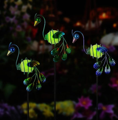 Decorative Garden Stakes, 3 Pack Glow in Dark Metal Garden Stakes | Luminous Peacock Yard Art Decor Waterproof Lawn Ornament Gifts for Mom, Women