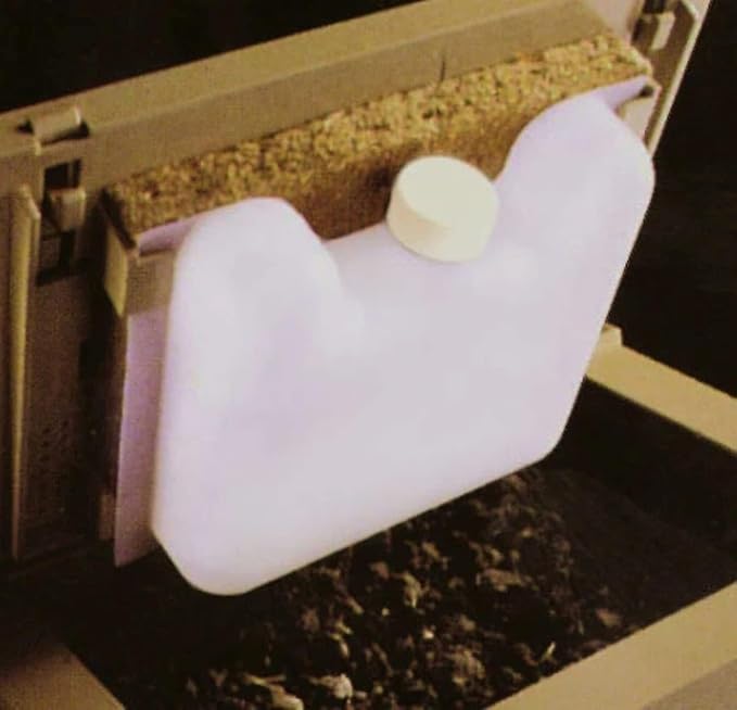 Intruder CrawlerCrib Nightcrawler Worm Bait Box, Keeps Bait Fresh, Packed with Good N' Lively Worm Bedding, Small Medium Large Deluxe (Large Single Door w/Chiller)