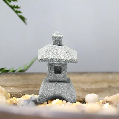Saihisday 3pcs Miniature Pagoda Statues Japanese Style Pagoda Lantern Asian Decor Square Chinese Pagoda Statue for Zen Garden Indoor Outdoor Decor Micro Rockery Landscape Kit