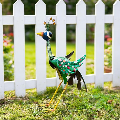 Metal Peacock Garden Statue,Outdoor Peacock Sculpture Decor Yard Art,Farmhouse Art for Yard, Patio, or Housewarming Present for Mom, Friends