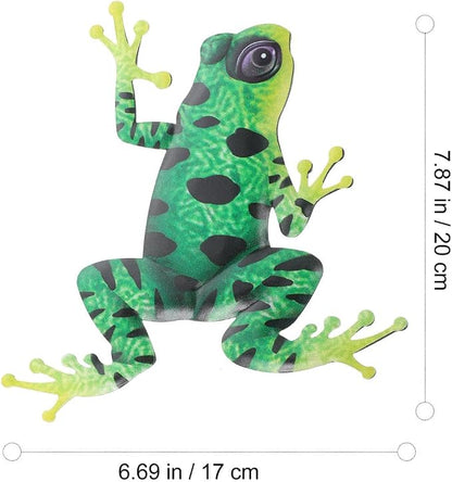 2 PCS Metal Frog Wall Decor, 3D Outdoor Wall Art Sculptures, Iron Animal Hanging Decoration for Garden Patio Fence Yard Living Room and Bedroom - 7.87 x 6.69 Inch