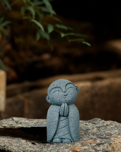 Mini Monk Buddha Statue Sandstone Statues Zen Monk Praying Statue Sculptures for Wealth Good Luck Feng Shui Decor Home Fish Tank Aquarium Garden (Style 14)