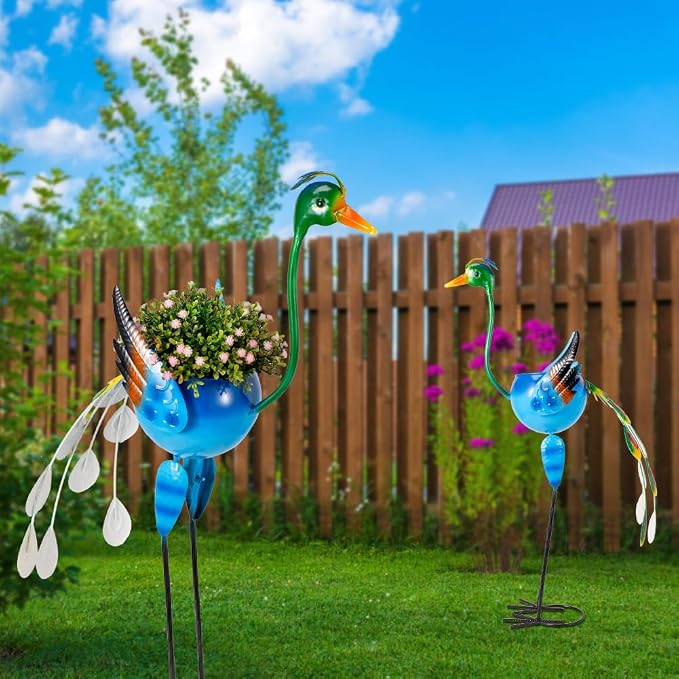 Peacock Decor Planter for Outdoor Plants, Metal Planters with Drainage Peacock Gifts for Women Mother, Garden Planters Decor Peacocks for Outside Patio, Lawn, Yard, Porch