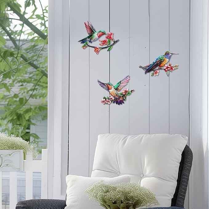 3 Pack Metal Hummingbird Wall Art Decor, 3D Colorful Birds Outdoor Wall Art Yard Patio Fence Decoration, Hand Painted Wall Sculpture Hanging Outdoor Decor for Garden Outside Livingroom