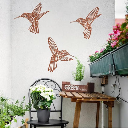 QZGXDECO Rust Metal Hummingbird Outdoor Wall Art Decor 9.5-Inch Rustic Garden-Style Indoor/Outdoor Decorative Iron Bird Wall Sculpture for Fence Patio Yard Bedroom Bathroom Farmhouse