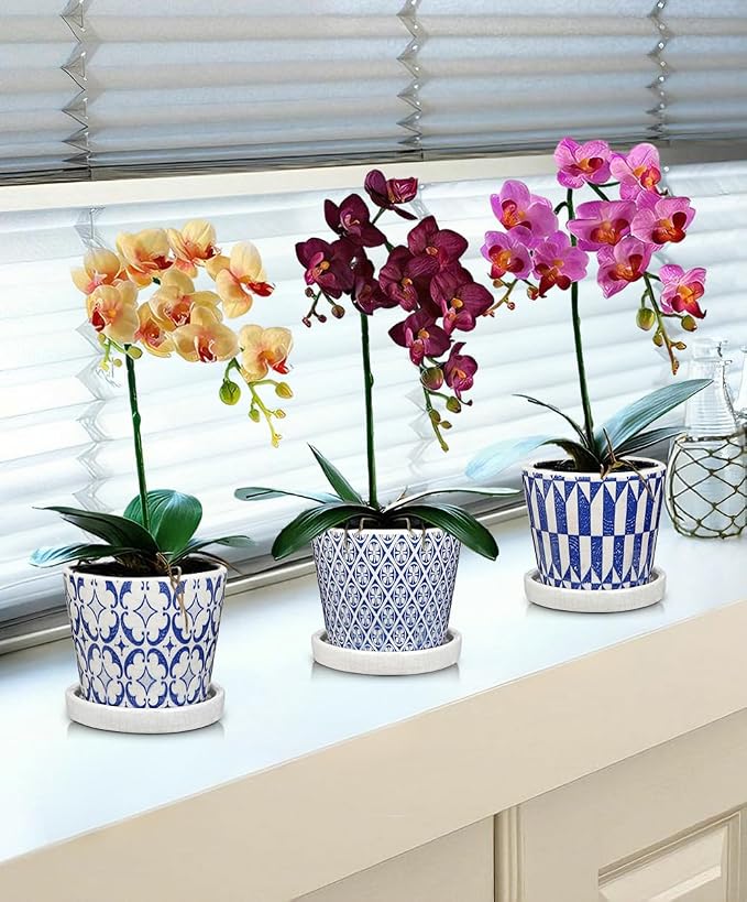 Small Ceramic Pots for Plants, 4.7 inch Blue and White Plant Pot Indoor with Drainage & Saucer Set of 3 Ceramic Planters for Indoor Plants Succulent Pot Decorative Flower Pots for Cactus, Orchid, Herb