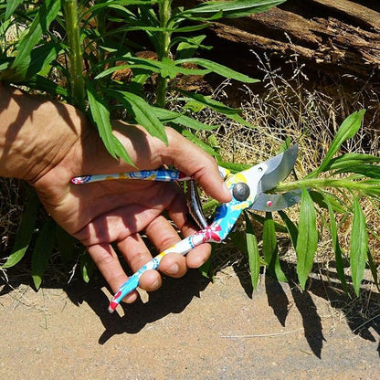 Southern Homewares Floral Design Gardening Tools, Set of 3 - Clippers, Trowel, and Weeding Fork - Cute Gardening Tools for Women, Perfect for Flower Bed Maintenance