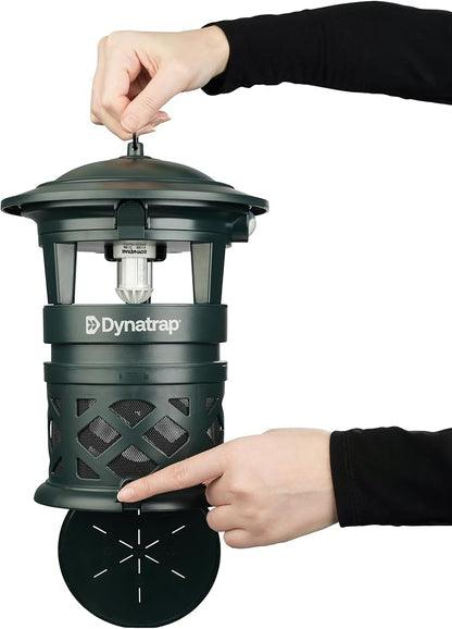 DynaTrap DT1130-GRSR Mosquito & Flying Insect Outdoor Trap and Killer + DynaTrap 100611 Atrakta Lure Sachet, Lasts 60 Days, Mosquito Attractant