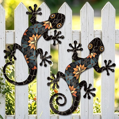 Metal Gecko Outdoor Wall Art, 2 Pcs 11.8 inch Gecko Wall Hanging Sculpture Decorations for Indoor or Outdoor, Garden Yard Fence Balcony Porch Home Wall Decor, Black Metal Wall Art Decor