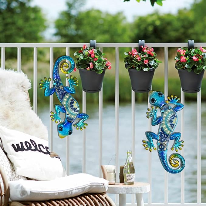 HONGLAND Metal Gecko Wall Art 2Pcs Outdoor Wall Decor 12 Inch Lizard Metal Hanging Wall Decoration Glass Sculpture for Garden Yard Patio Fence Home (Boho Blue)