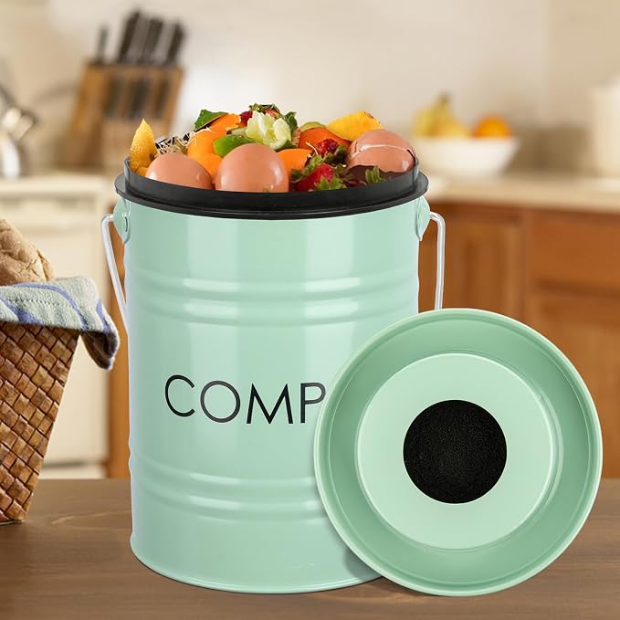 MUMTOP Compost Bin Kitchen Countertop Composter with lid – Small Compost ContainerI Includes Inner Compost Bucket Liner & Charcoal Filter