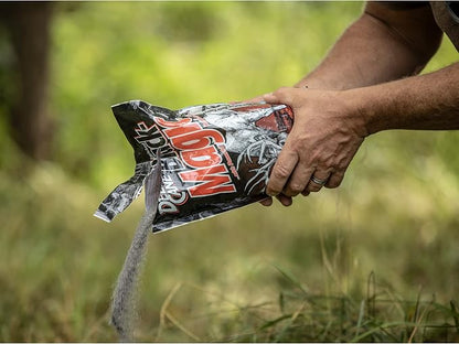 Evolved HABITATS Deer Cane Black Magic Deer Mineral Attractant - Fast & Easy to Use All Year-Round Hunting Powder Mix Mineral Food Supplement with Natural Molasses Flavors