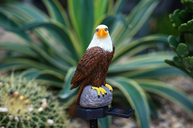 Eagle Figurine Garden Solar Stake Light Eagle Solar Lights Outdoor Decorative Bright Light Eagle Statue for Garden, Lawn, Patio, Yard Decoration（2pack）