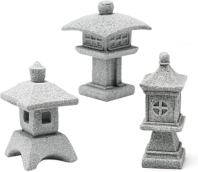 Saihisday 3pcs Miniature Pagoda Statues Japanese Style Pagoda Lantern Asian Decor Square Chinese Pagoda Statue for Zen Garden Indoor Outdoor Decor Micro Rockery Landscape Kit