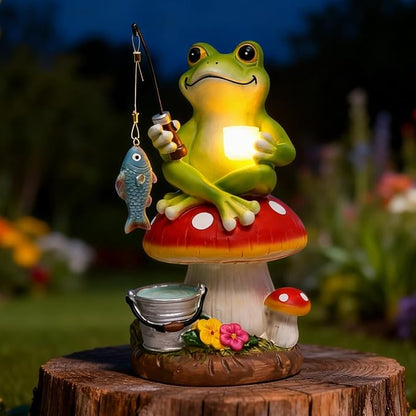 Solar Frog Garden Statue Outdoor Decor – Funny Fishing Frog Sitting on Mushroom, Gardening Gifts for Women, Mom, Grandma, Birthday, Housewarming, Christmas, Resin, 8.27" H
