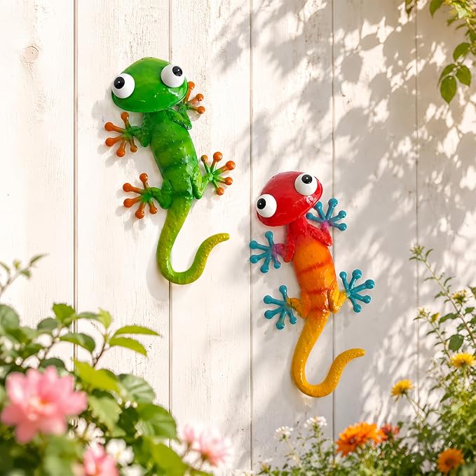 HONGLAND Gecko Metal Wall Art- 15 Inch 3D Lizard Wall Decor Outdoor Garden Sculptures & Statues with Free-Adjustable Head, 2 Pack Yard Decorations for Garden Fence Home