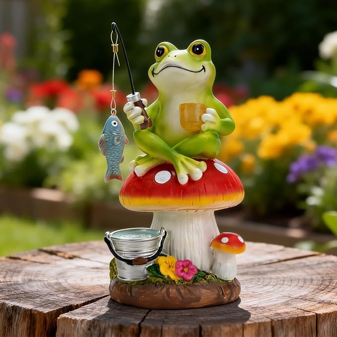 Solar Frog Garden Statue Outdoor Decor – Funny Fishing Frog Sitting on Mushroom, Gardening Gifts for Women, Mom, Grandma, Birthday, Housewarming, Christmas, Resin, 8.27" H