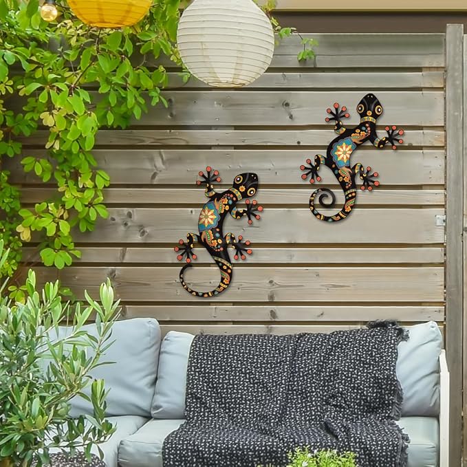 Metal Gecko Outdoor Decor -2 Pack Metal Gecko Wall Art Hanging Sculpture Decoration for Indoor or Outside, Garden Yard Fence Porch Wall Decorations