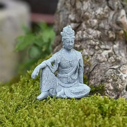 livelyfish Aquarium Buddha Statue Sandstone Buddha Figurines Zen Decor Meditating Buddha Statues for Underwater Landscaping Garden Decoration (S)