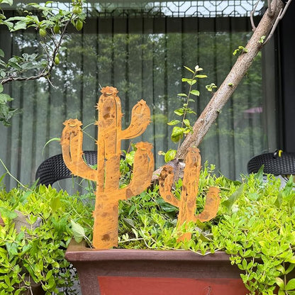 2PCS Rusty Saguaro Cactus Decorative Garden Stakes, New Mexico Gifts for Women Mom Grandma Wife, Desert Yard Outdoor Decor, Metal Cactus Statues for Yard Art, Patio, Lawn Ornaments