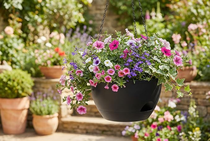 Hanging Planters 3-Pack, 8 Inch Self-Watering Hanging Pots with Drainage Hole and Chains, Plastic Planters for Indoor Outdoor（Black）
