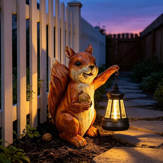 Garden Statue Outdoor, Solar Squirrel Decor Lights, Resin Figurine Squirrel with Solar Light for Patio, Balcony, Yard, Lawn Ornament, Perfect Garden Gift