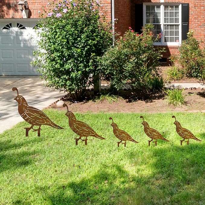 5PCS Rusty Quail Family Decorative Garden Stakes, Metal Birds Yard Decor, Bird Lover Gifts for Women Mom Grandma Wife, Metal Birds Statues Garden Sculptures and Yard Art, Patio, Lawn Ornaments