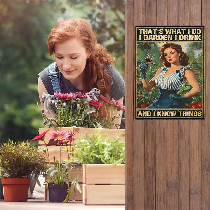 Gardening Vintage Tin Sign That's What I Do I Garden Metal Tin Sign for Home Garden Greenhouse Living Room Bedroom Outdoor Decor 12 * 16inch