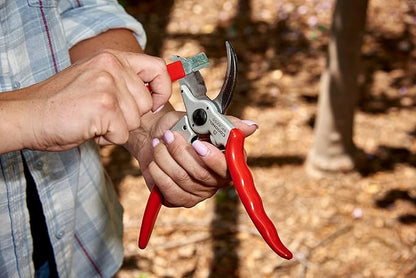 Corona Tools SP 6250 Aluminum Bypass Pruner Kit With Universal Tool Pouch and Carbide Sharpening Tool