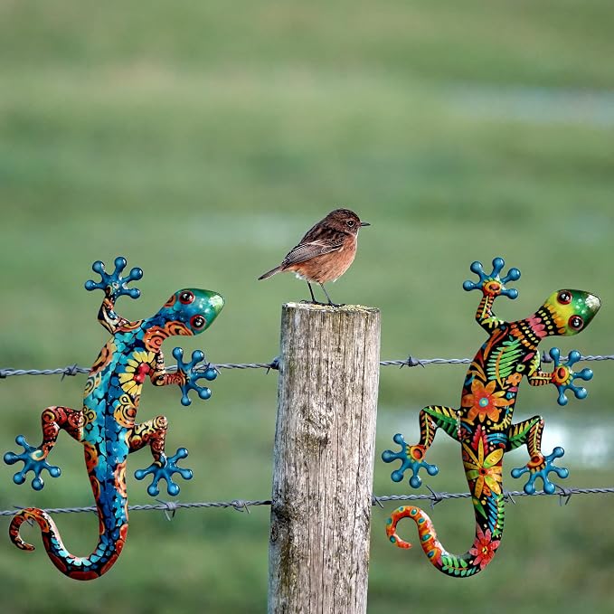Ratuor Metal Gecko Wall Art Outdoor Fence Decor Lizards Wall Decoration 2 Pack Suitable for Hanging in Yard Livingroom Wall