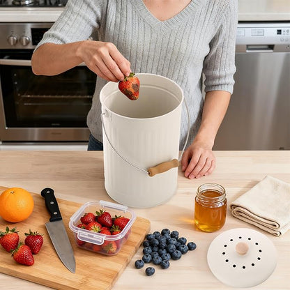 1.7 Gal Kitchen Compost Bin with Smell Proof Lid,Odorless Bin for Indoor Countertop,100% Rust Proof Compost Bucket with Non-Smell Charcoal Filter,Easy Cleaning and Looks Great On Any Kitchen Counter