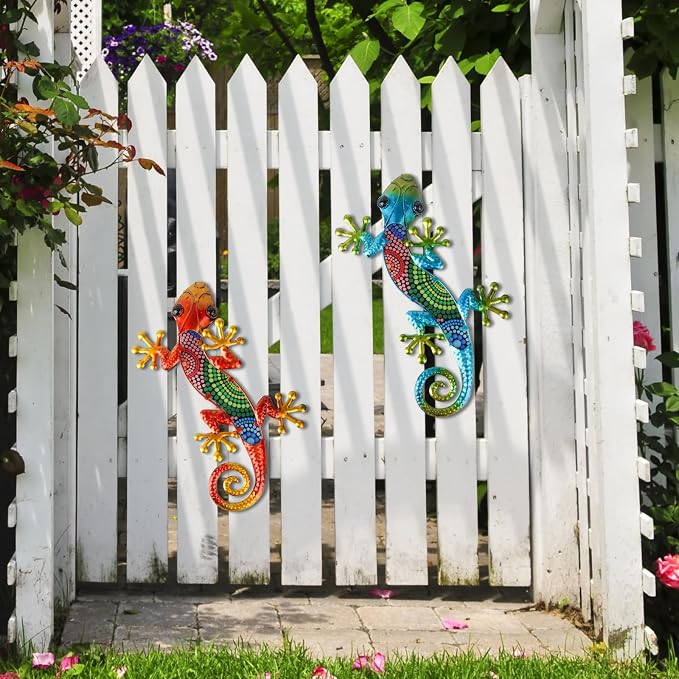 WANFSOWO 3D Metal Gecko Wall Art, Hand-Painted Colorful Lizard Wall Sculpture, Indoor Outdoor Hanging Decor for Garden Fence Patio Porch Backyard, Home Decor Gift (Style 1)