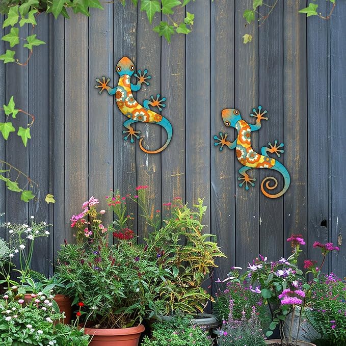 Metal Gecko Wall Decor - 2 Pack 11.8‘’ Gecko Wall Hanging Sculpture for Indoor and Outdoor, Garden Yard Fence Porch Home Tree Decorations
