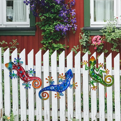 TERKEPT Metal Gecko Wall Decor Lizard Outdoor Wall Art Hanging Sculpture Home Decor Outdoor Spring Decor for Front Yard Fence Patio Garden