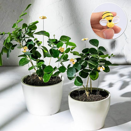 NQEUEPN Bee Garden Stakes Decor, Garden Stakes Decorative Bee on Stick Little Cute Resin Bee Yard Stakes Picks Yard Art Decorations for Outdoor Plant Pot Lawn Patio Corridor Flower Bed
