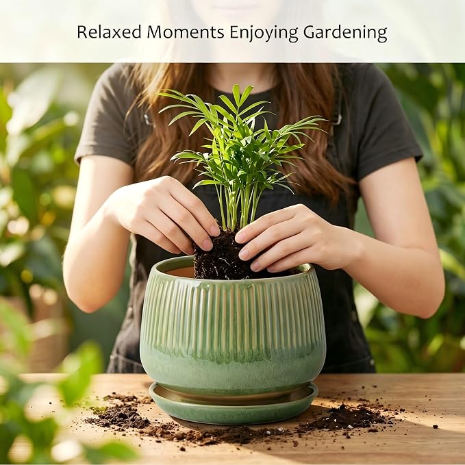 7.5 Inch Ceramic Planter with Saucer,Modern Garden Pots with Drainage Hole Mesh Net, for Indoor Outdoor Use (Crackle Green)